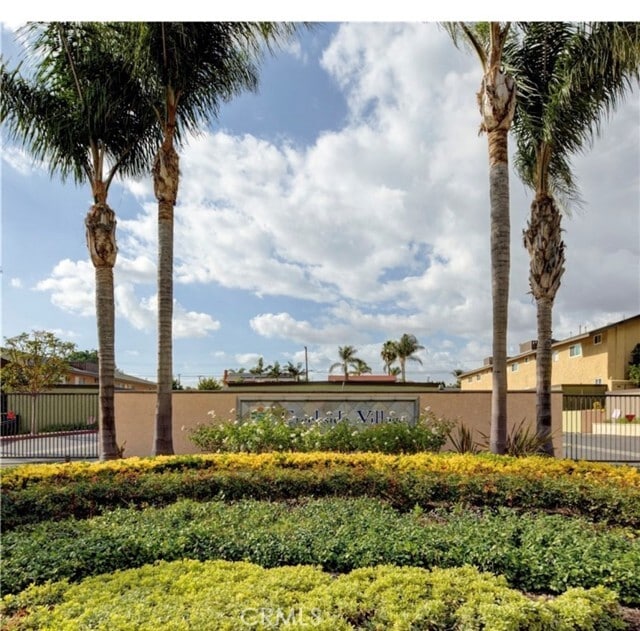 Foto del edificio - 1450 W Lambert Rd