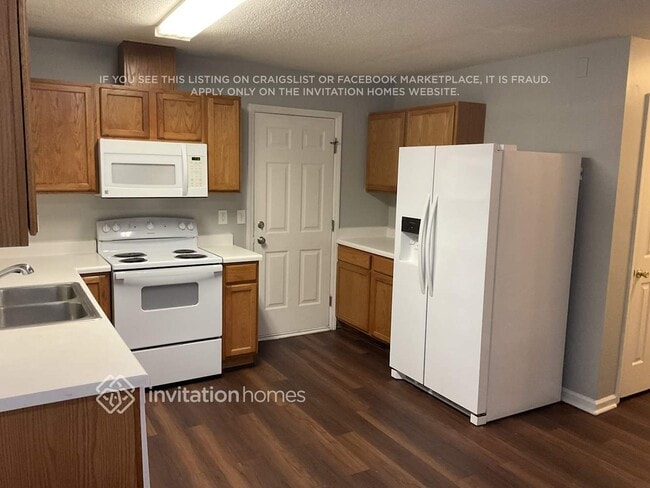 Building Photo - 4301 Fawn Glen Dr