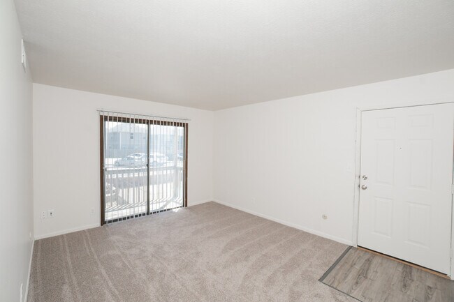 Sala de estar - El Chaparral Apartments
