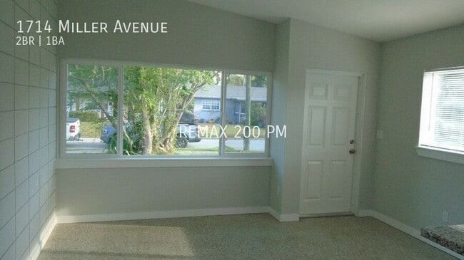Foto del edificio - 1714 Miller Ave