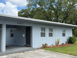Building Photo - 305 NW 12th Ave