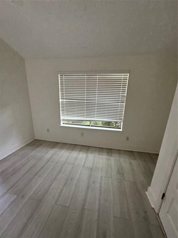 Foto del edificio - 3723 Westmeadow Dr