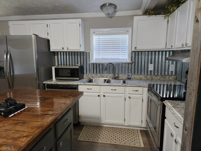 Foto del edificio - 5352 Wild Smith Rd