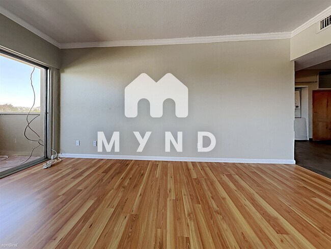 Building Photo - 2 br, 2 bath Condo - 353 E Thomas Rd Apt C...