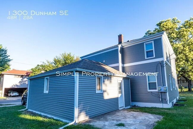Building Photo - 1300 Dunham St SE