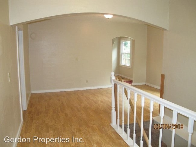 Building Photo - 3 br, 2 bath House - 4913 SE Rural St