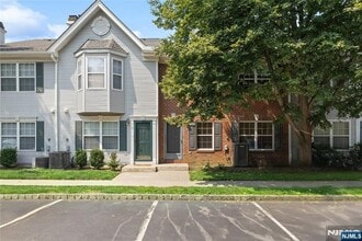 2249 Margaret Ct