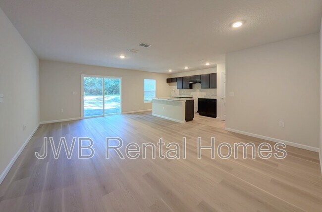 Building Photo - 3833 Soutel Dr