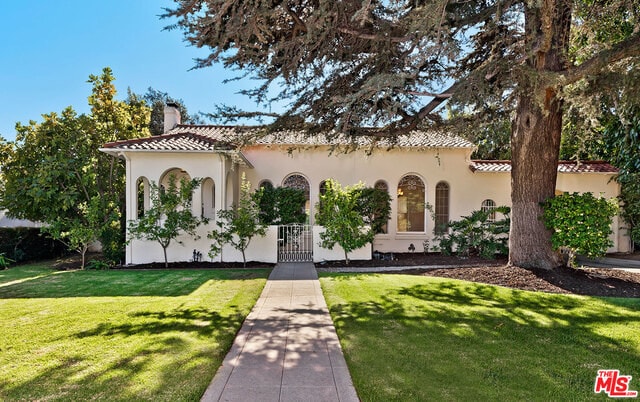 Primary Photo - 609 N Bedford Dr