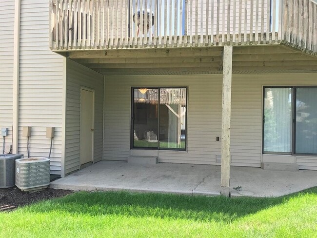 Building Photo - 272 Eagle Ridge