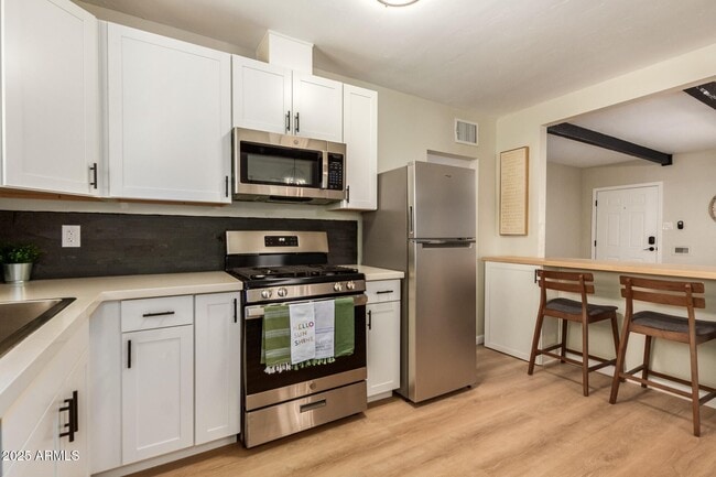 Foto del edificio - 4010 N 11th Ave