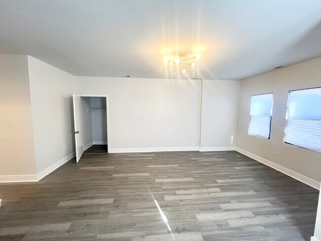 Foto del edificio - 2258 S Sacramento Ave