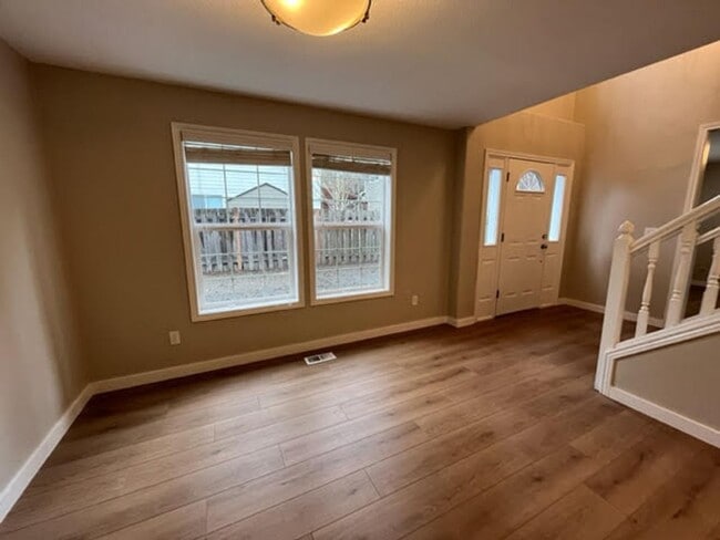 Building Photo - 5188 Rosewood St