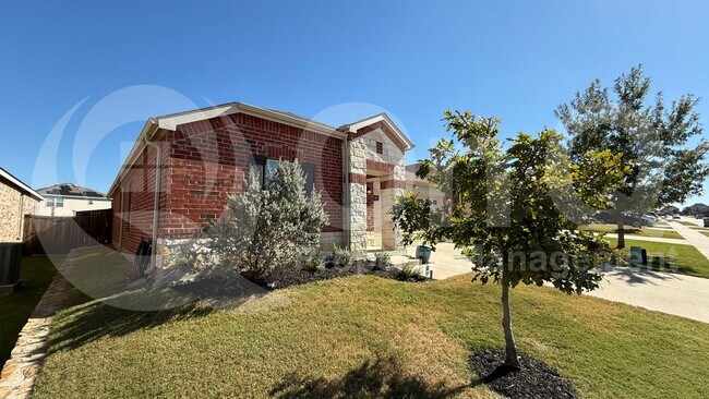 Foto del edificio - 3312 Biggs Ave