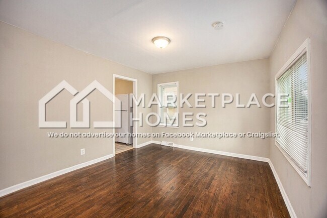 Foto del edificio - 8147 Prospect Ave