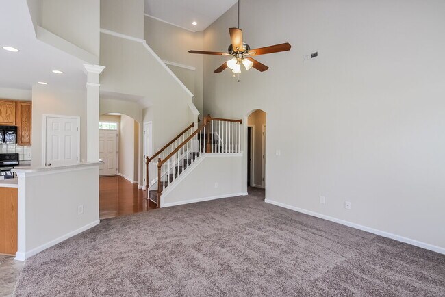 Building Photo - 802 Shefford Town Dr