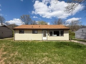 Building Photo - 3939 Nicholas Rd