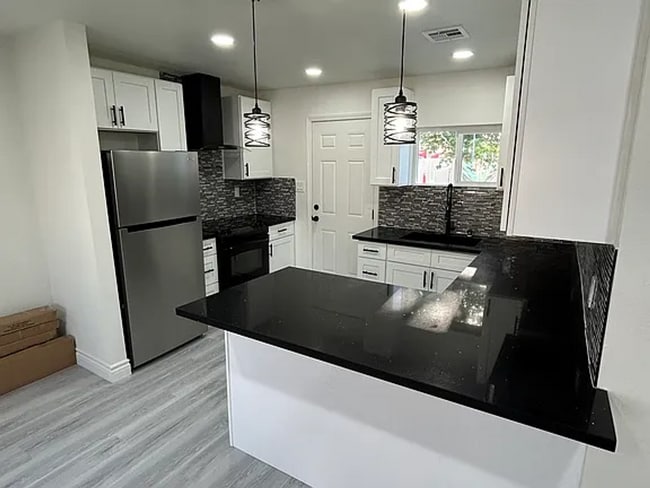 Building Photo - Beautifully remodeled 2-Bedroom Home | All...