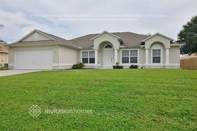 Building Photo - 4273 SW McClellen St