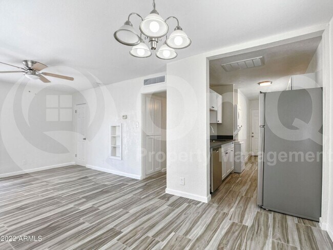 Foto del edificio - 2109 W Hayward Ave