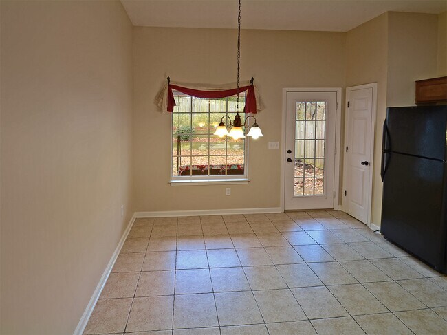 Foto del edificio - 3 bed, 2.5 bath near Shelby Farms