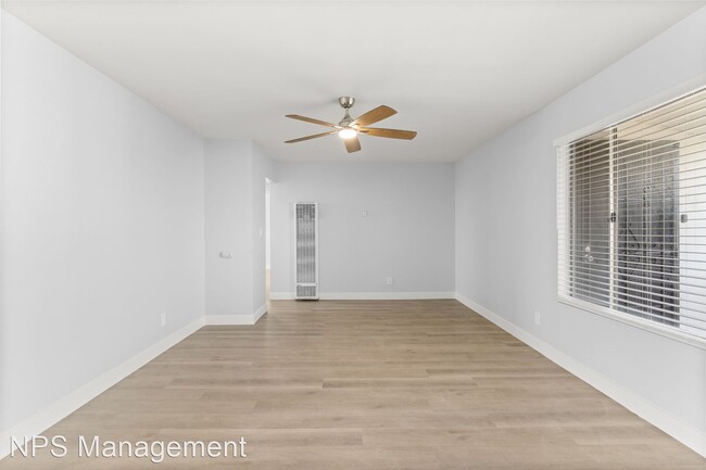 Building Photo - 2 br, 1 bath Apartment - 1050 Gaviota Aven...