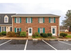 Building Photo - 3920 Valley Ct