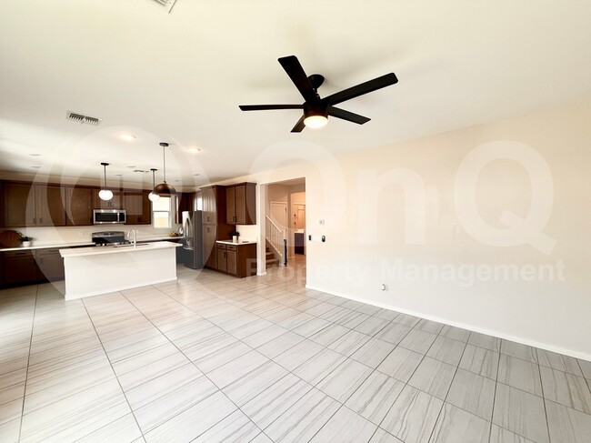 Foto del edificio - 17769 W Cassia Way