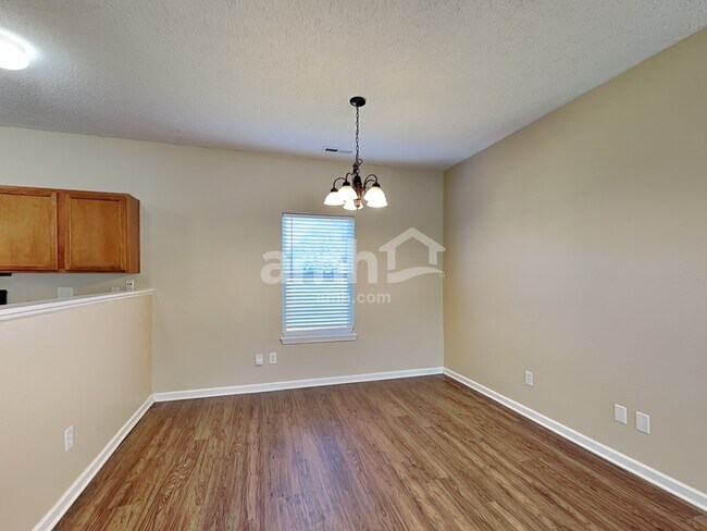 Foto del edificio - 10708 Stillwater Rd