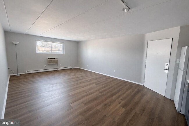 Foto del edificio - 403 N Newberry St