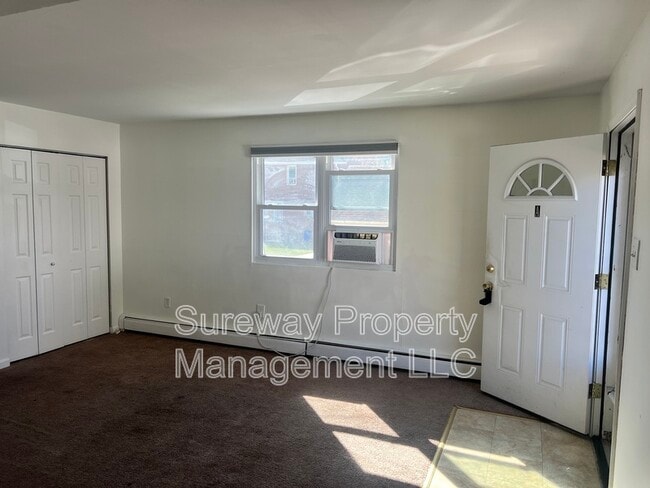 Building Photo - 848 8th Ave