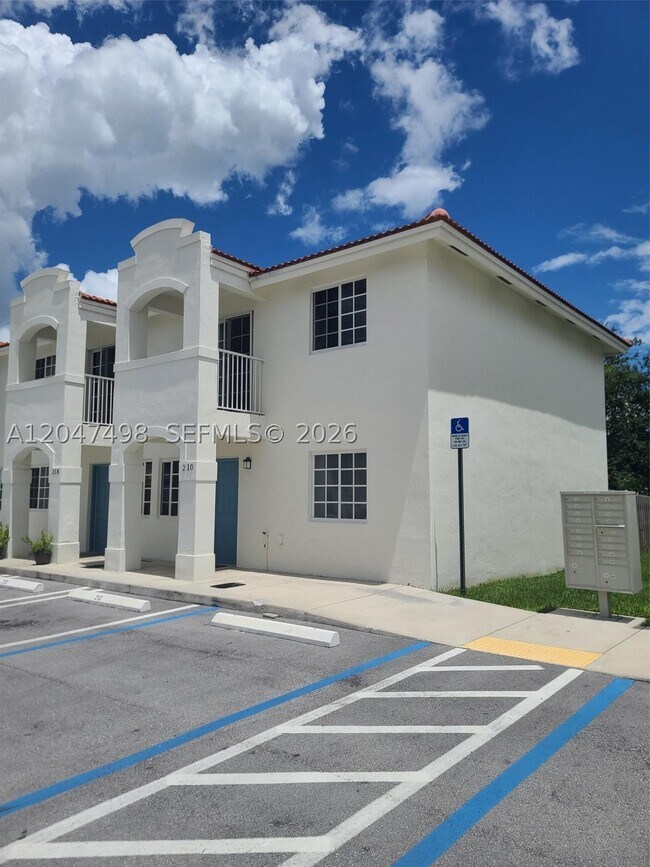 Foto del edificio - 210 SW 3rd St