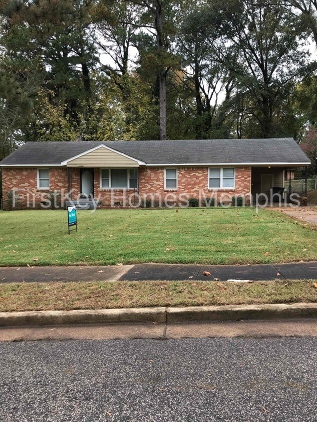Foto principal - 4025 Balfour St