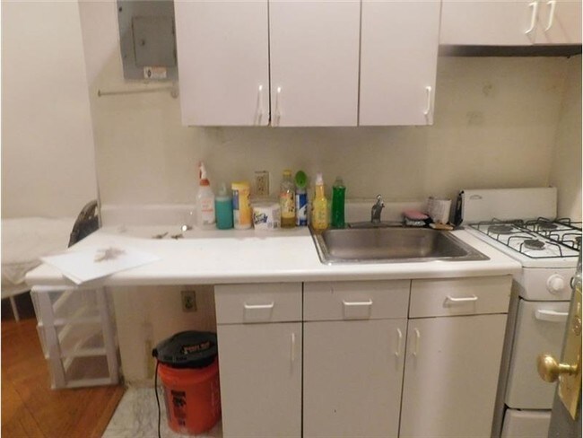 Foto del edificio - 143 E 35th St