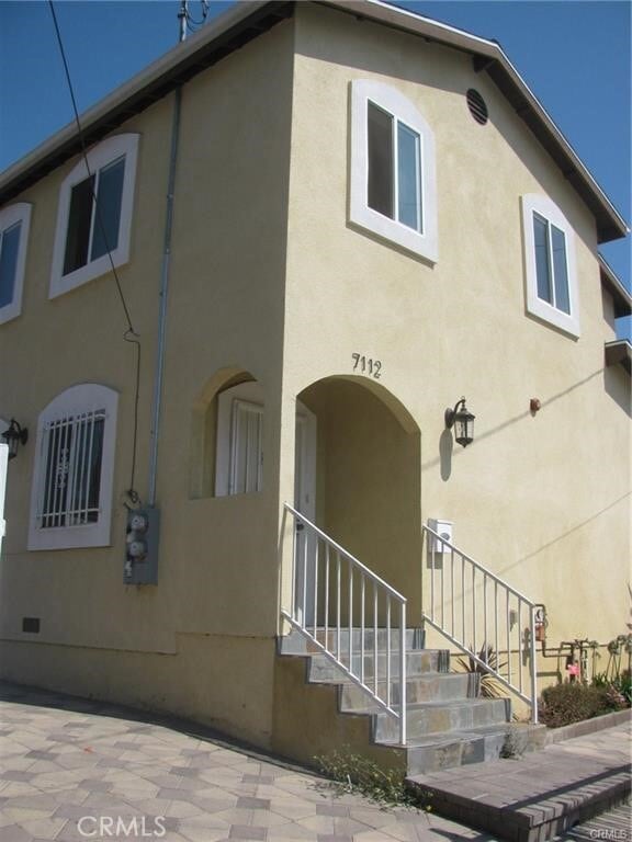 Primary Photo - 7112 S Denker Ave