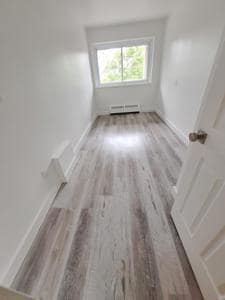 Building Photo - 3420 Pl Decelles