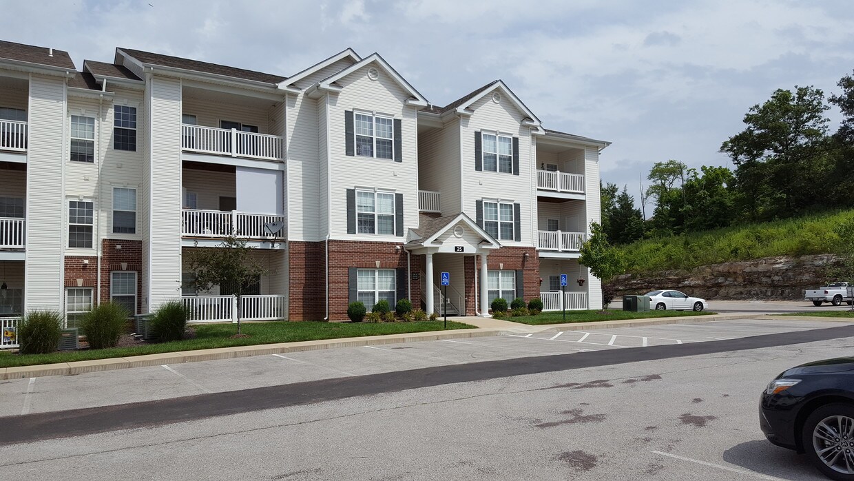 25 Kassebaum Ln, St. Louis, MO 63129 Condo for Rent in St. Louis, MO