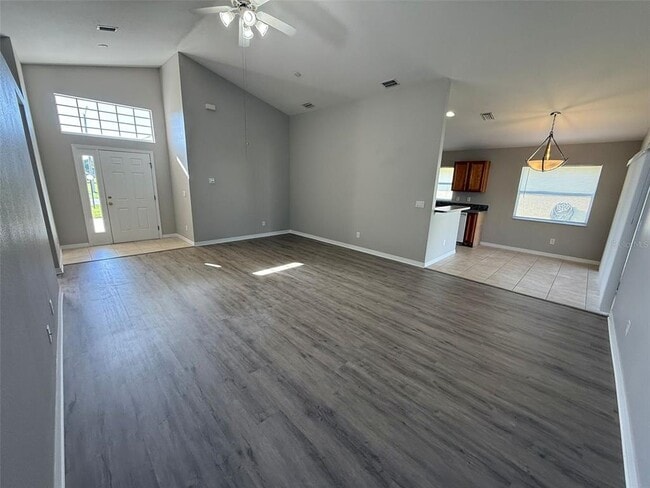 Building Photo - 463 Winwood Ct