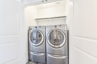 Building Photo - 5522 Briana Dee Dr