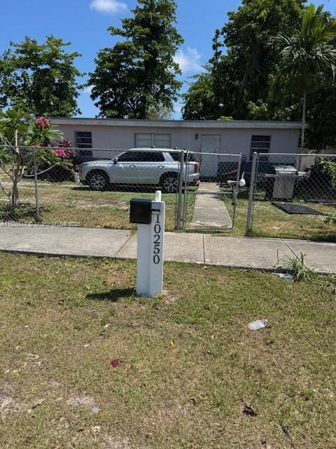 Primary Photo - 10250 SW 177th St