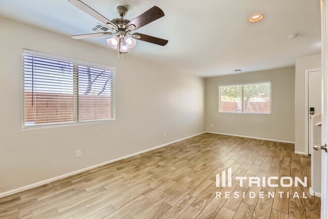 Building Photo - 3513 S 89th Ave