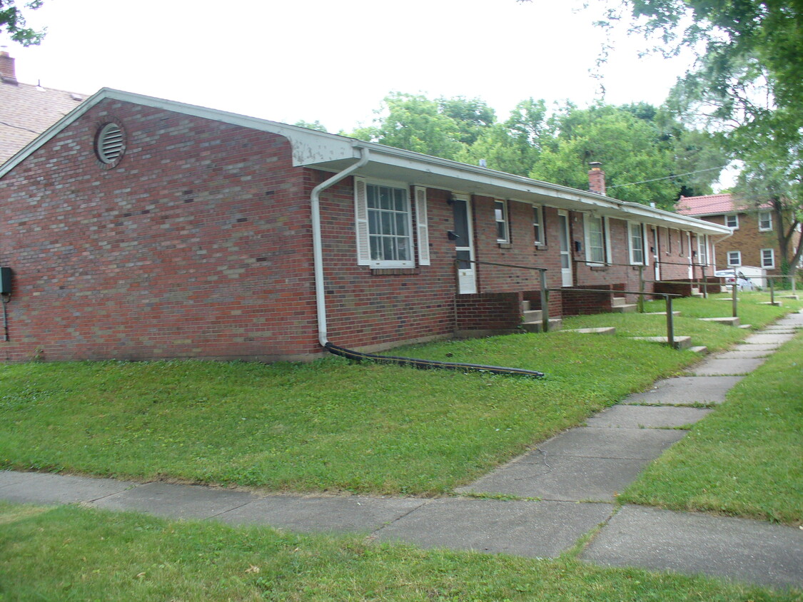 Primary Photo - 1304 12th St
