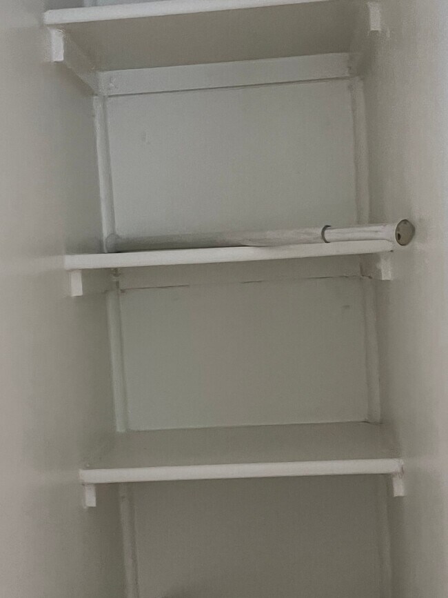 Foto del edificio - 826 E Lee St