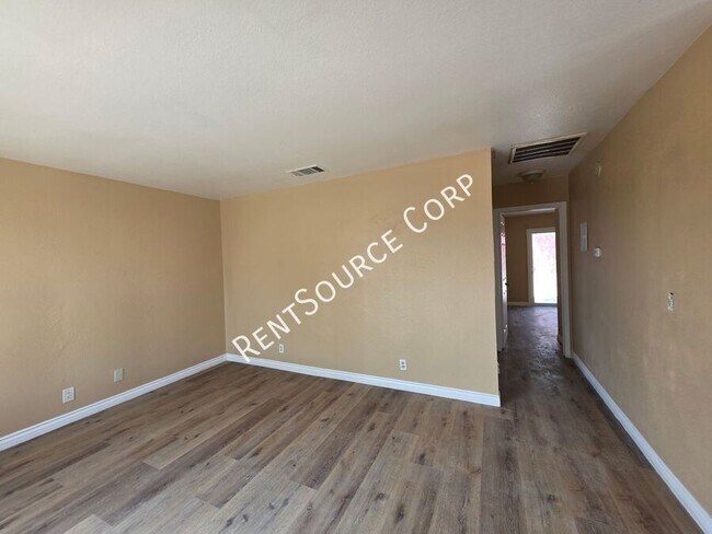 Foto del edificio - 15641 Morada Rd