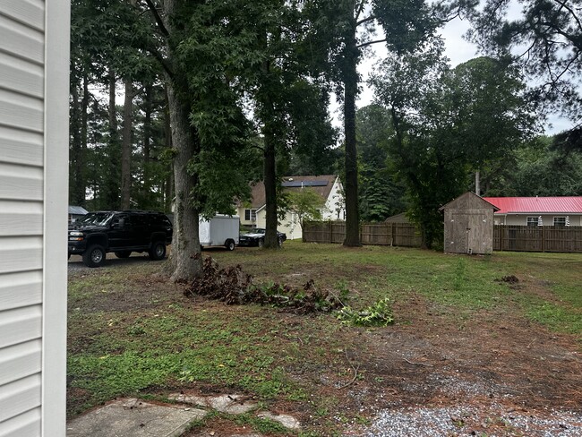 Building Photo - 608 Goldsborough Ave