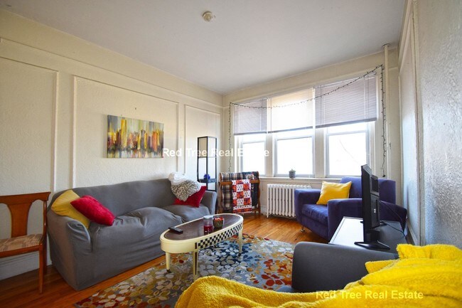 Foto del edificio - 1691 Commonwealth Avenue