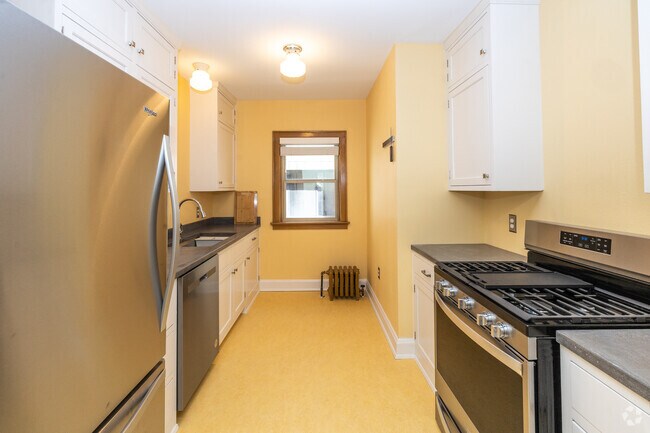 1 habitación, 1 baño con estudio - 900 pies cuadrados - Cocina - 4428 N Oakland Ave