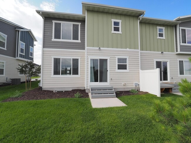 Building Photo - 1578 W Sparta Way