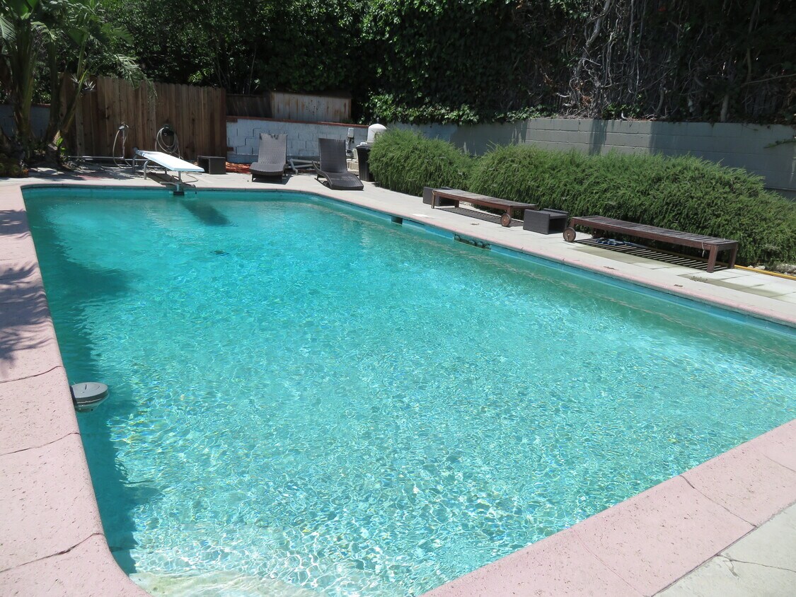 3025 Highridge Rd, La CrescentaMontrose, CA 91214 House Rental in La