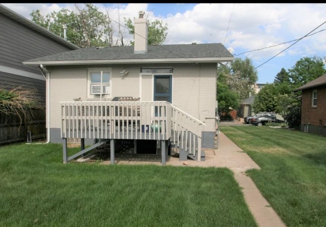 Building Photo - 2543 S Lincoln St